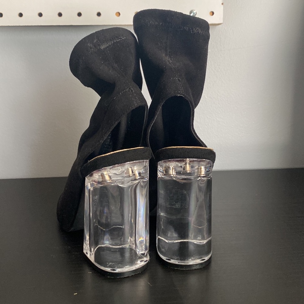 Suede clear heel - Picture 3 of 3